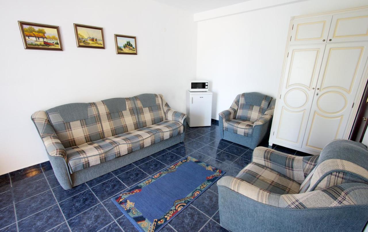 Hotel Central Mamaia Extérieur photo