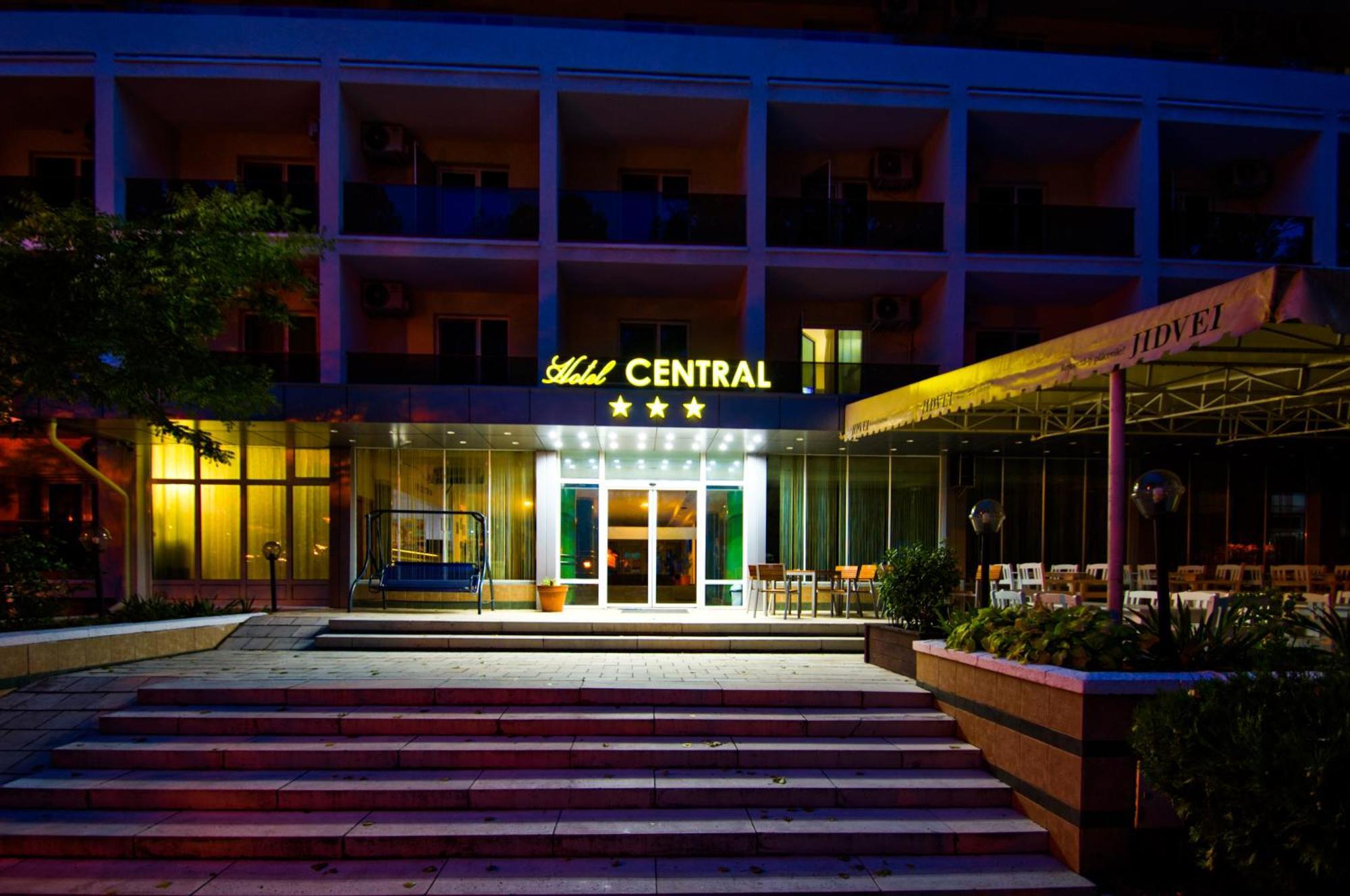 Hotel Central Mamaia Extérieur photo