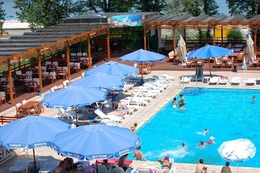 Hotel Central Mamaia Extérieur photo