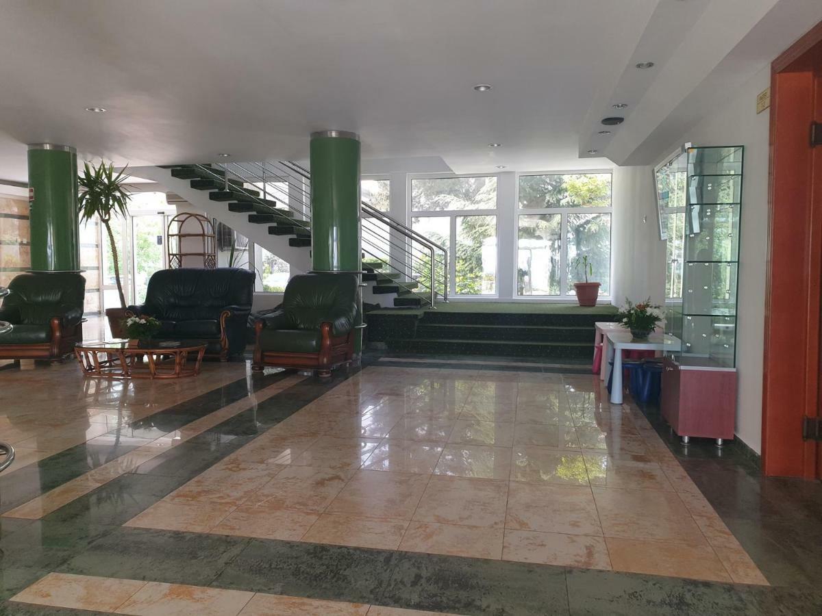 Hotel Central Mamaia Extérieur photo